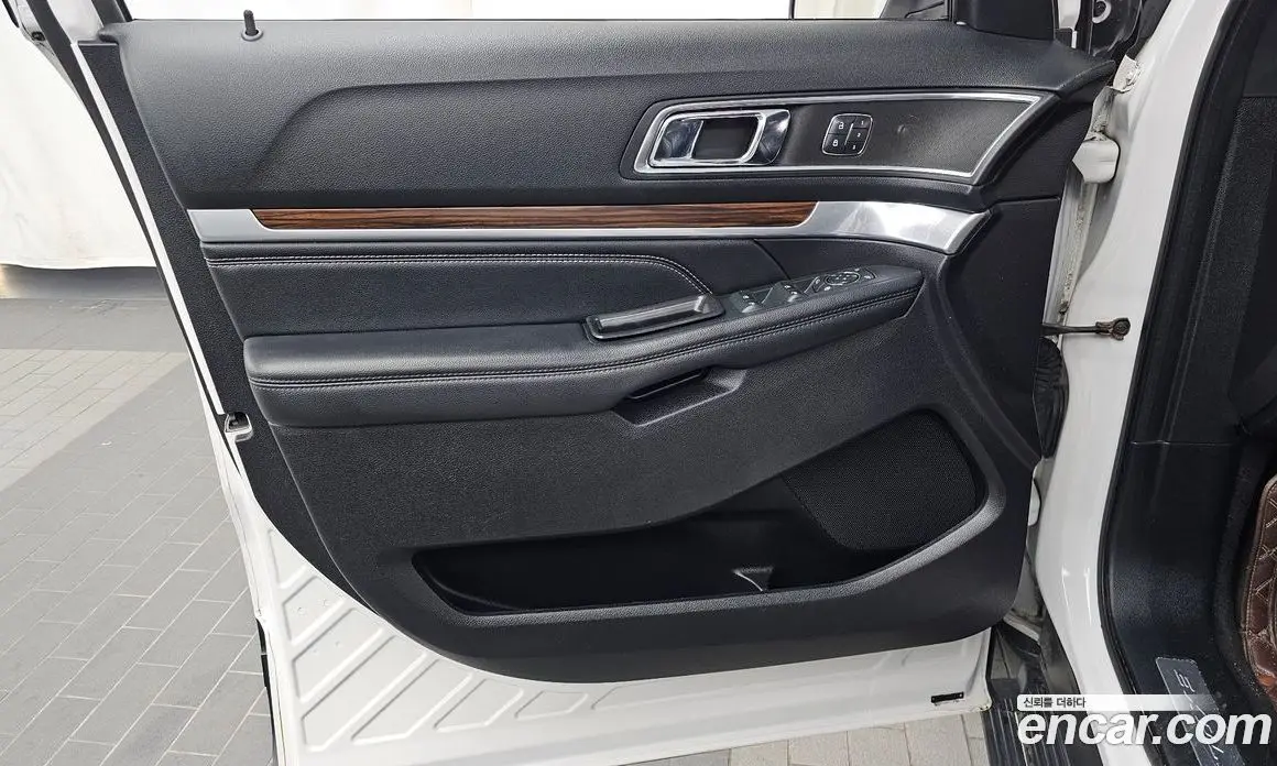 Ford Explorer 2019 2.3 АКПП, фото 14