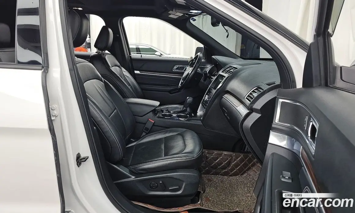 Ford Explorer 2019 2.3 АКПП, фото 17