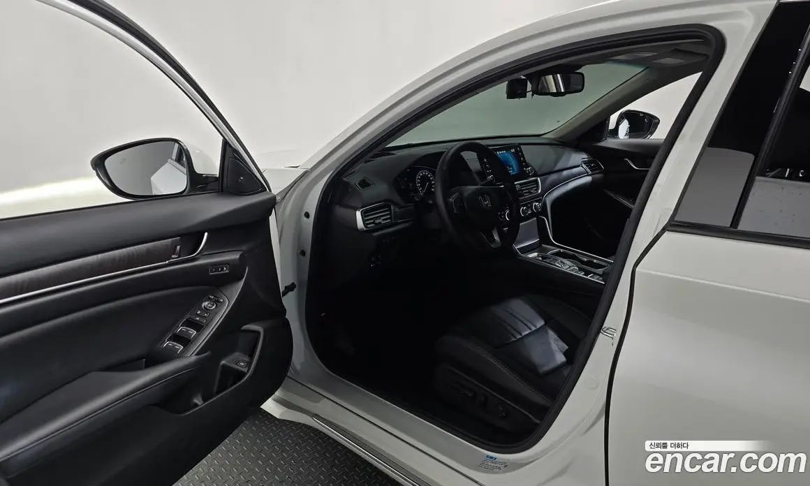 Honda Accord 2022 2.0 АКПП, фото 13