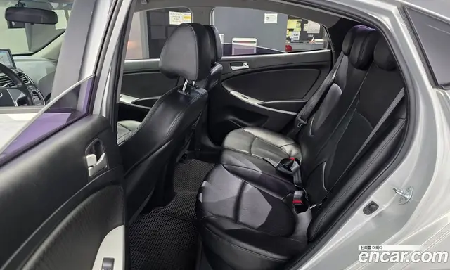 Hyundai Accent 2012 1.6 АКПП, миниатюра 12