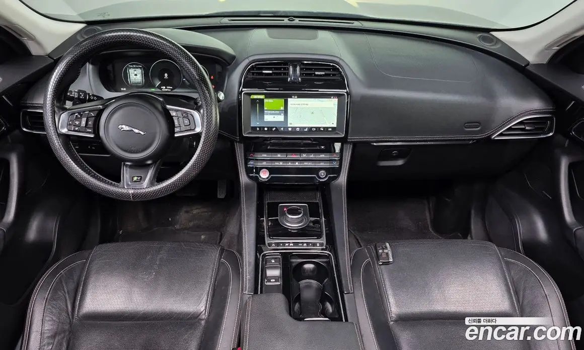 Jaguar F-Pace 2017 2.0 АКПП, фото 7