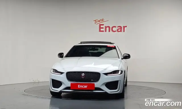 Jaguar XE 2020 2.0 АКПП, миниатюра 2