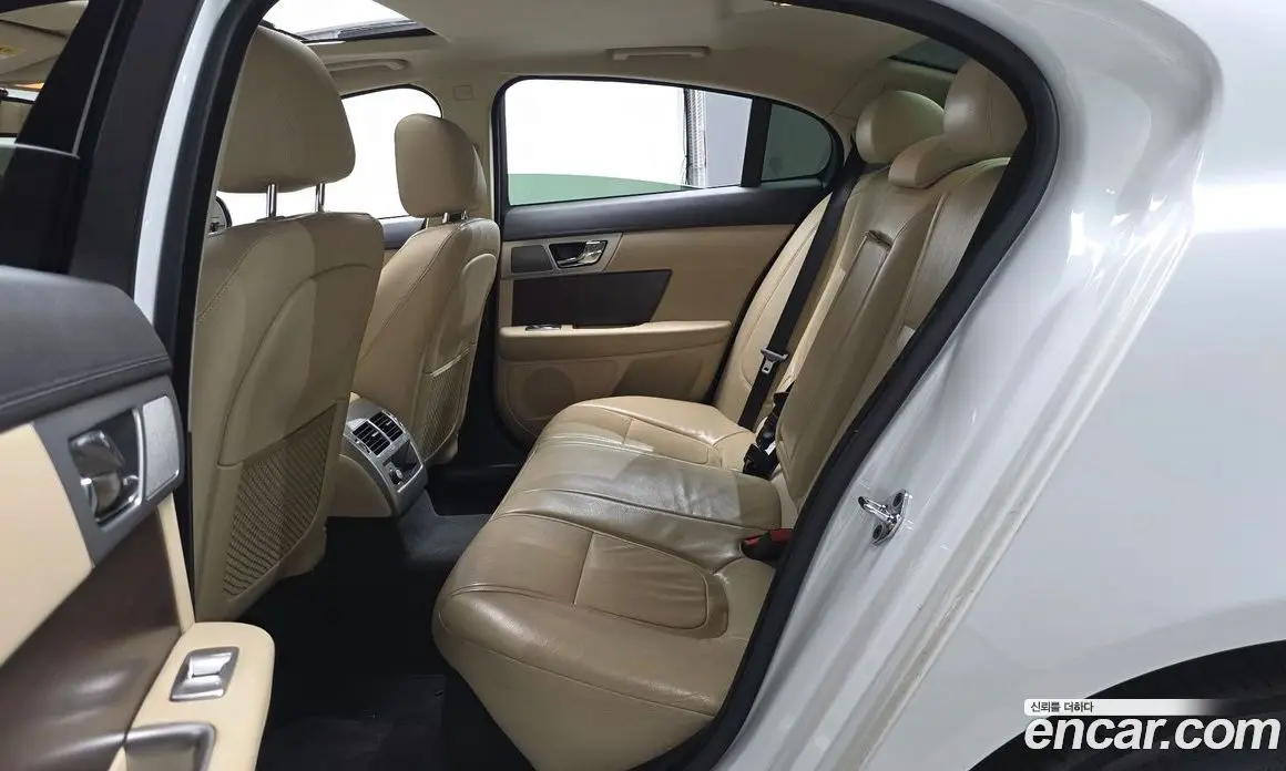 Jaguar XF 2014 2.0 АКПП, фото 12