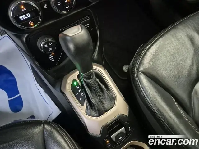 Jeep Renegade 2017 2.0 АКПП, миниатюра 8