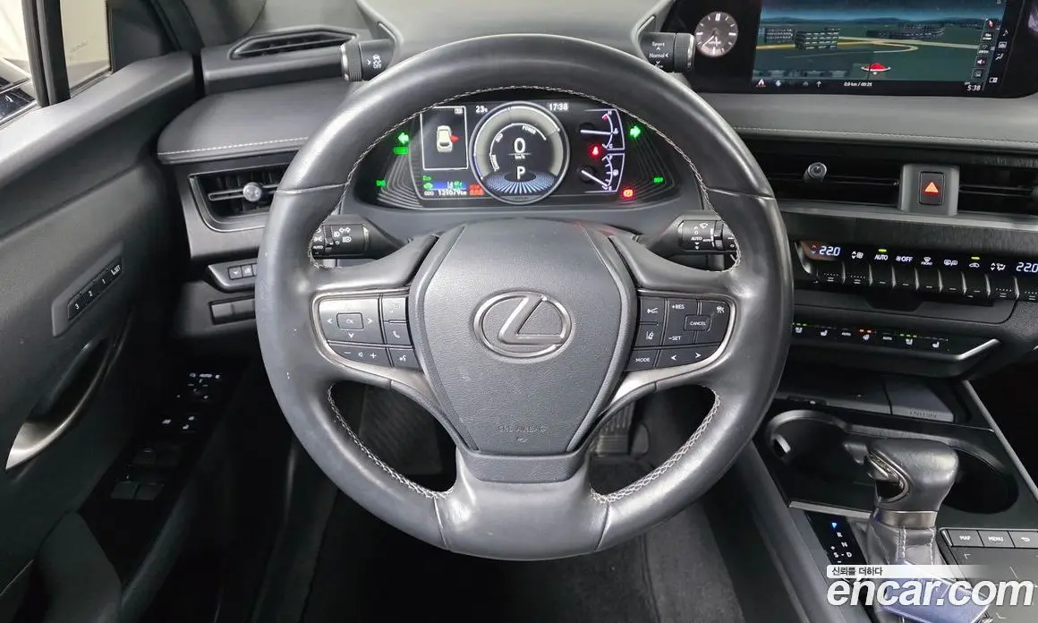 Lexus UX 2019 2.0 АКПП, фото 20