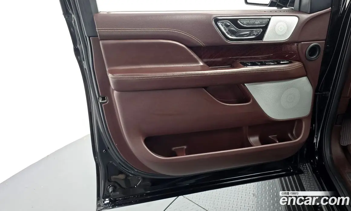 Lincoln Navigator 2021 3.5 АКПП, фото 14