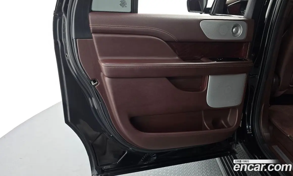 Lincoln Navigator 2021 3.5 АКПП, фото 15