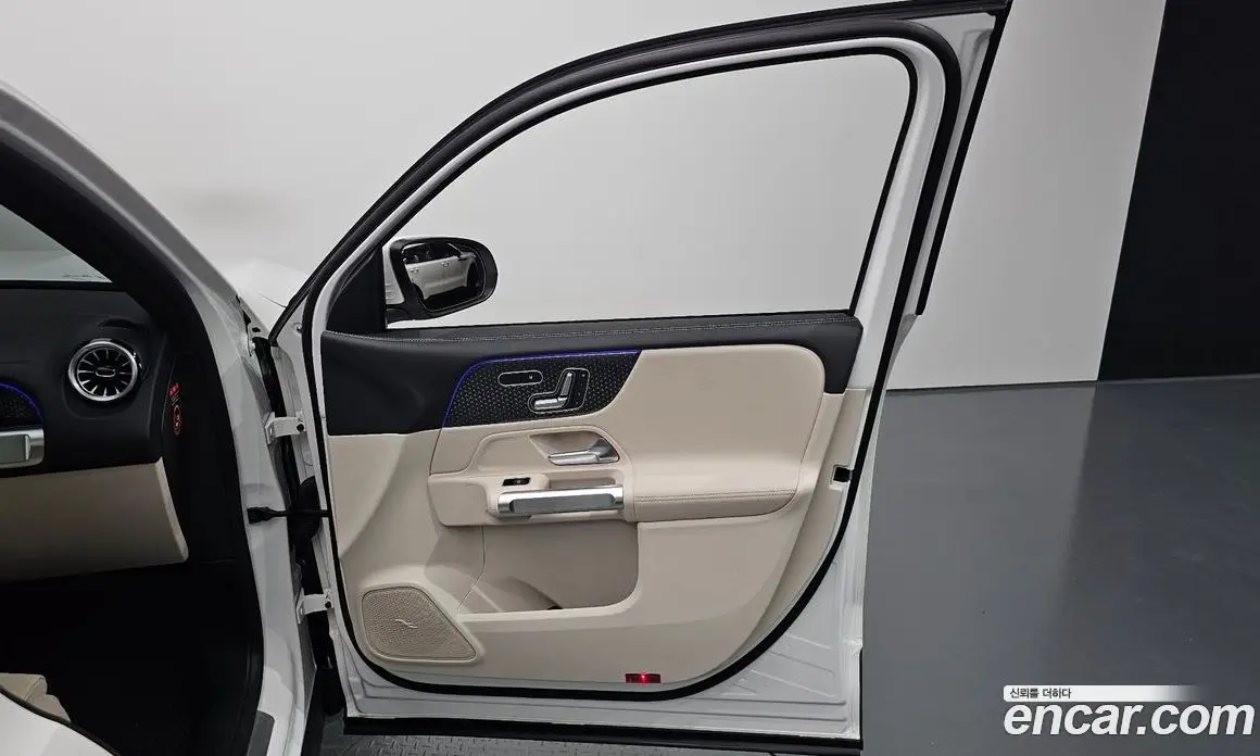Mercedes-Benz EQB 2025 0.2 АКПП, фото 14