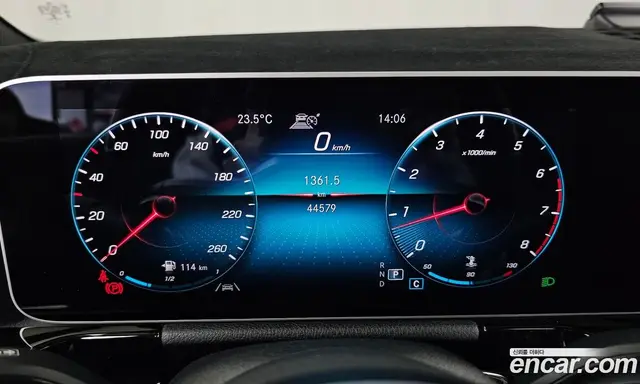 Mercedes-Benz GLA-Class 2020 2.0 АКПП, миниатюра 11