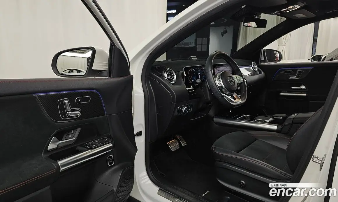 Mercedes-Benz GLA-Class 2020 2.0 АКПП, фото 13