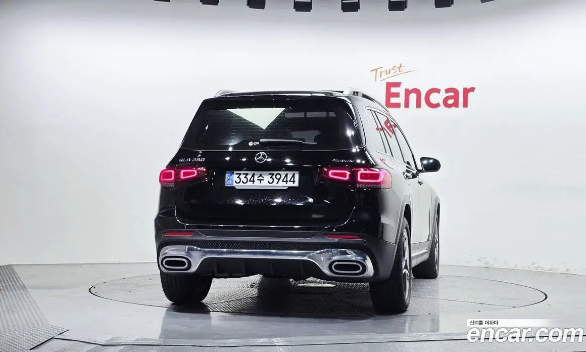 Mercedes-Benz GLB-Class 2023 2.0 АКПП, фото 4