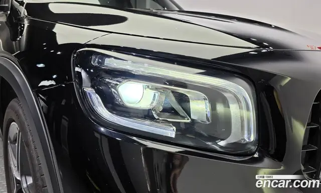 Mercedes-Benz GLB-Class 2023 2.0 АКПП, миниатюра 8
