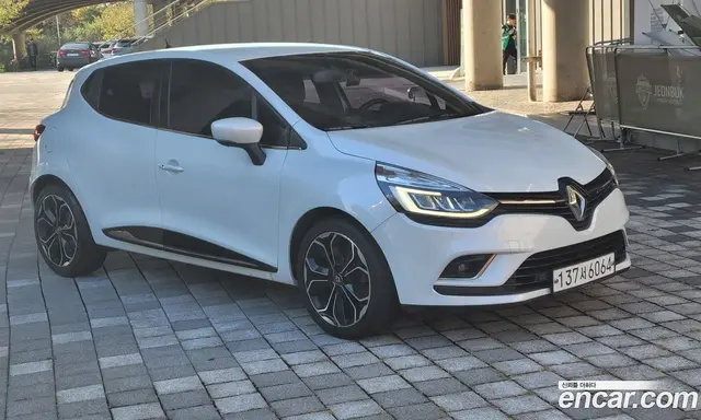 Renault (Samsung) Clio 2018 1.5 АКПП, миниатюра 2