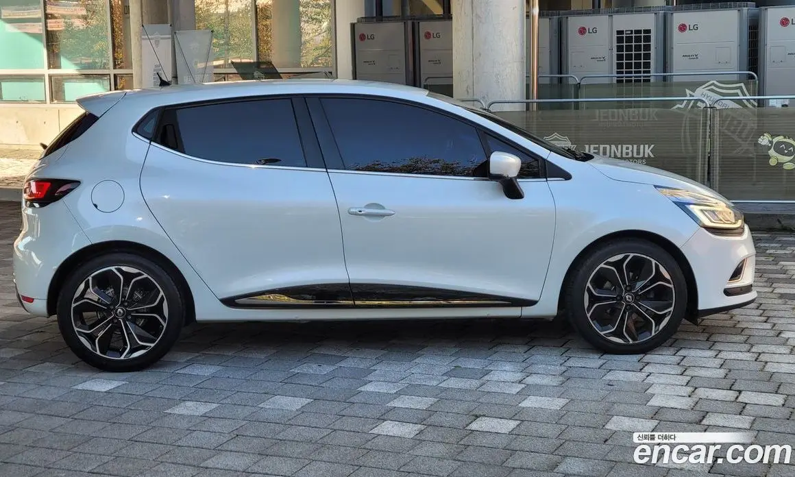 Renault (Samsung) Clio 2018 1.5 АКПП, фото 8