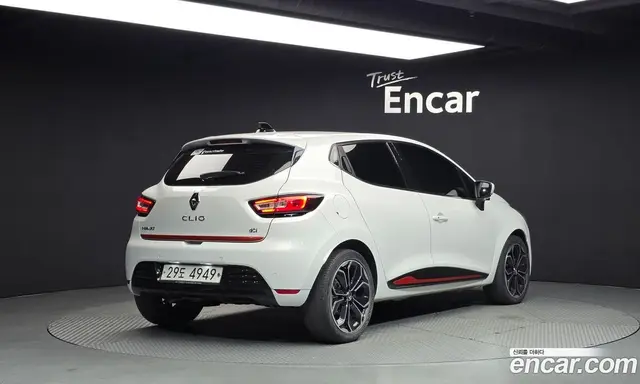 Renault (Samsung) Clio 2018 1.5 АКПП, миниатюра 2