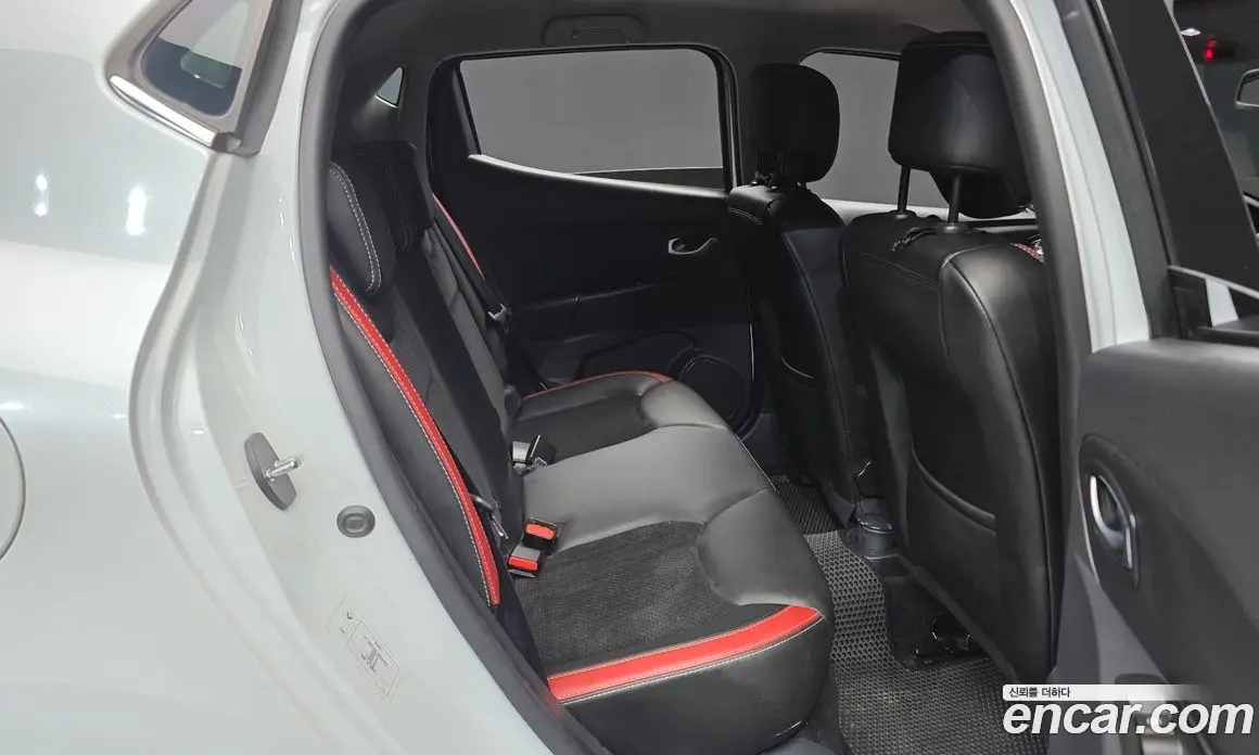Renault (Samsung) Clio 2018 1.5 АКПП, фото 12