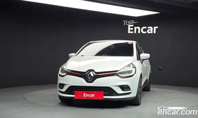Renault (Samsung) Clio 2018 1.5 АКПП, миниатюра 3