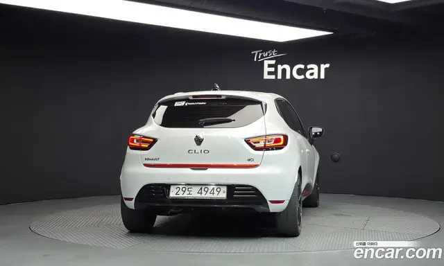 Renault (Samsung) Clio 2018 1.5 АКПП, миниатюра 4