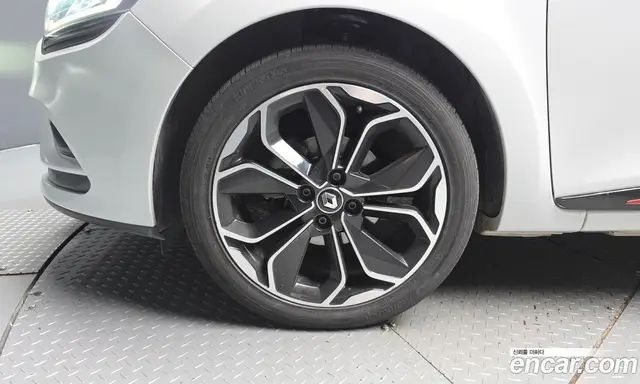 Renault (Samsung) Clio 2018 1.5 АКПП, миниатюра 5