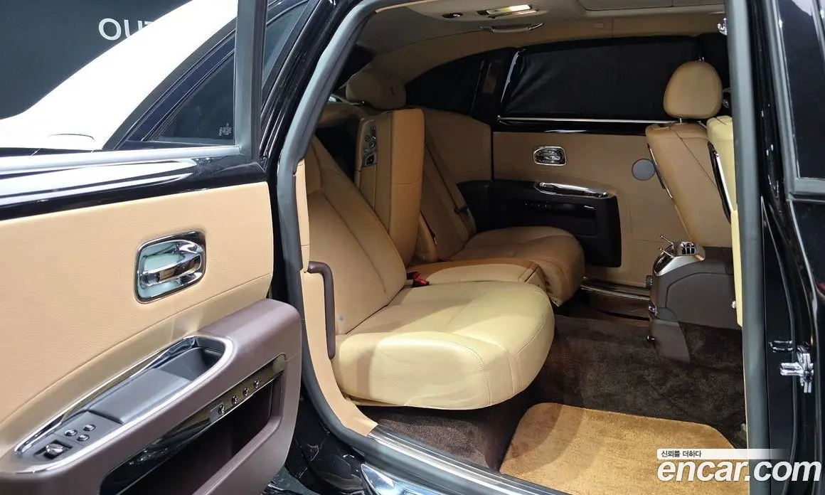 Rolls-Royce Ghost 2015 6.6 АКПП, фото 11