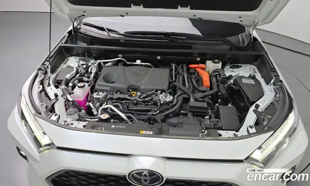 Toyota RAV4 2025 2.5 АКПП, миниатюра 5 Toyota RAV4 2025 2.5 АКПП, миниатюра 5