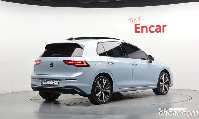 Volkswagen Golf, 2025, 8 123 км