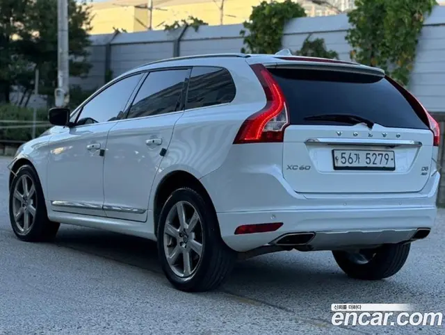 Volvo XC60 2013 2.4 АКПП, миниатюра 3