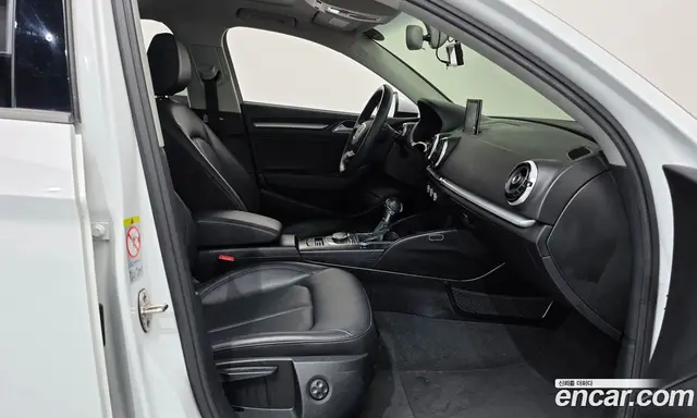 Audi A3 2015 1.6 АКПП, миниатюра 11
