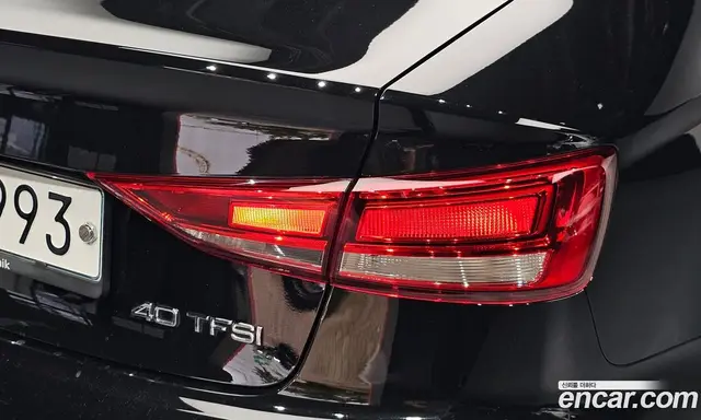 Audi A3 2018 2.0 АКПП, миниатюра 8