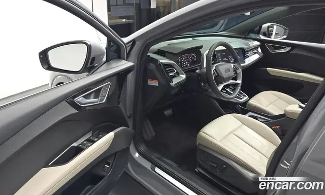 Audi Q4 e-tron 2025 0.2 АКПП, миниатюра 12