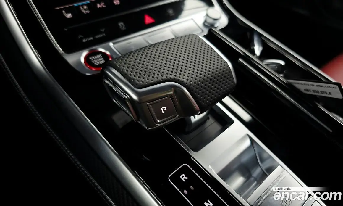 Audi SQ7 2026 4.0 АКПП, фото 12