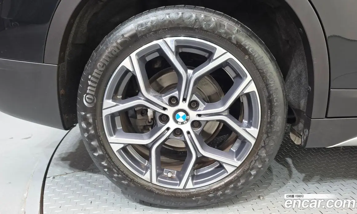 BMW X1 2021 2.0 АКПП, фото 5
