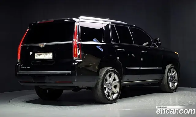 Cadillac Escalade 2017 6.2 АКПП, миниатюра 2
