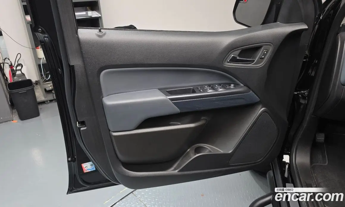Chevrolet Colorado 2022 3.6 АКПП, фото 13