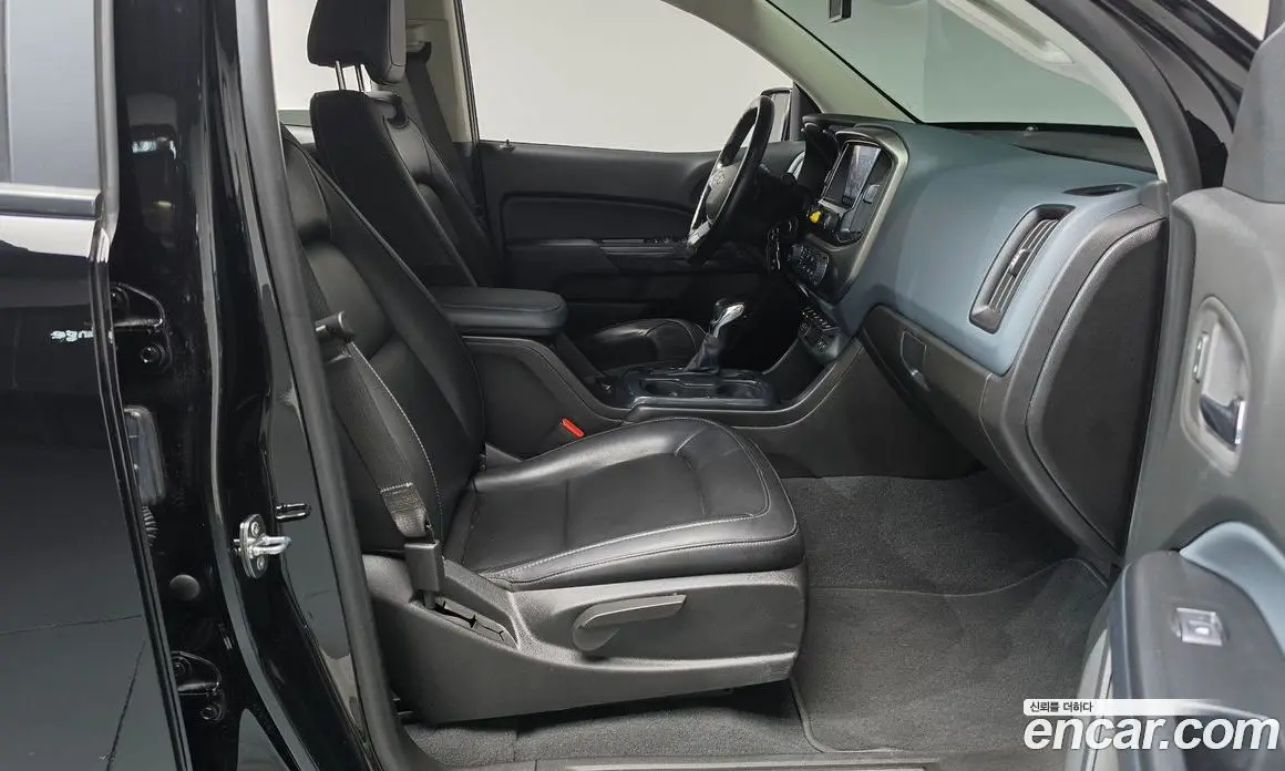 Chevrolet Colorado 2022 3.6 АКПП, фото 17
