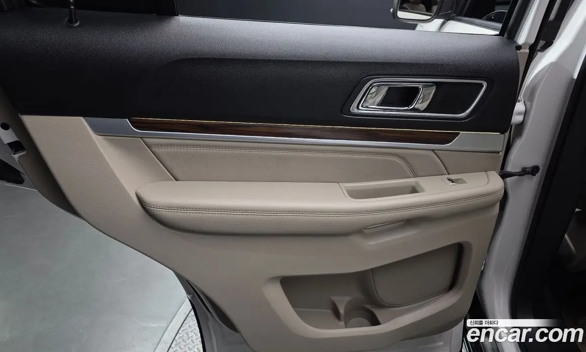 Ford Explorer 2019 2.3 АКПП, фото 14