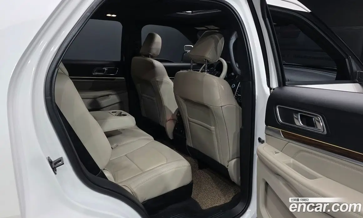 Ford Explorer 2019 2.3 АКПП, фото 17