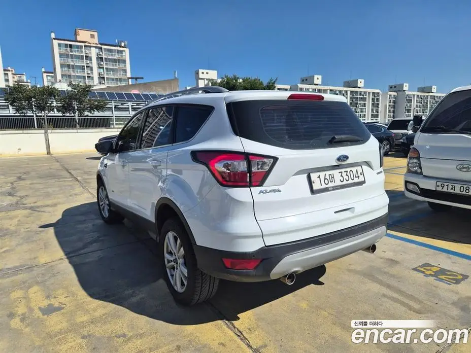 Ford Kuga 2017 2.0 АКПП, фото 3