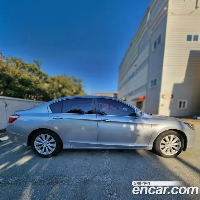 Honda Accord 2014 2.4 АКПП, миниатюра 3 Honda Accord 2014 2.4 АКПП, миниатюра 3