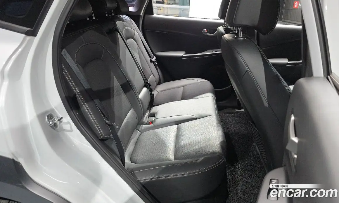 Hyundai Kona 2019 1.6 АКПП, фото 16