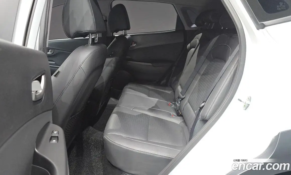 Hyundai Kona 2019 1.6 АКПП, фото 17