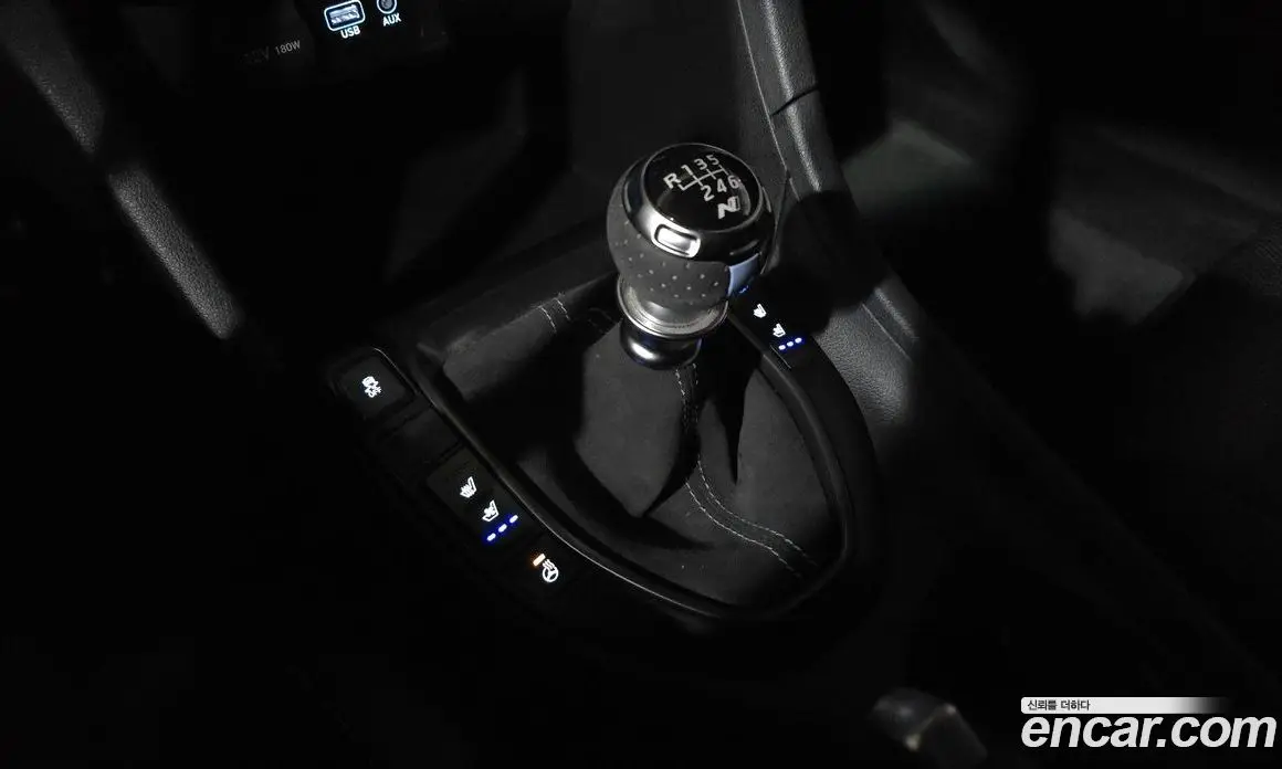 Hyundai Veloster 2019 2.0 МКПП, фото 12