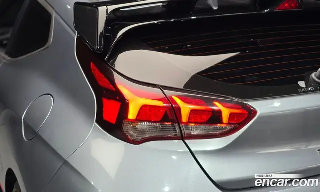 Hyundai Veloster 2019 2.0 МКПП, миниатюра 9