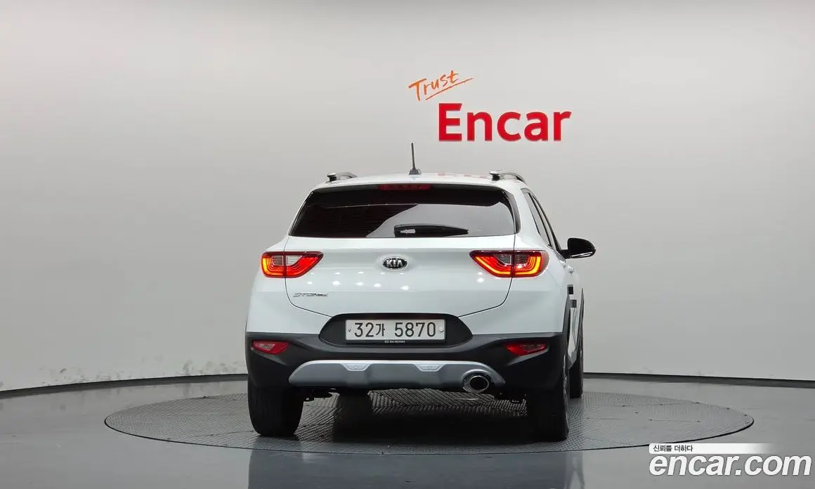 Kia Stonic 2018 1.4 АКПП, фото 4