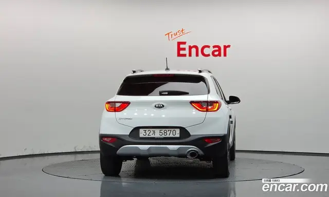 Kia Stonic 2018 1.4 АКПП, миниатюра 4