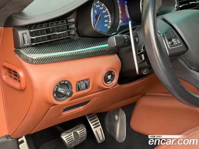 Maserati Quattroporte 2015 3.8 АКПП, миниатюра 10