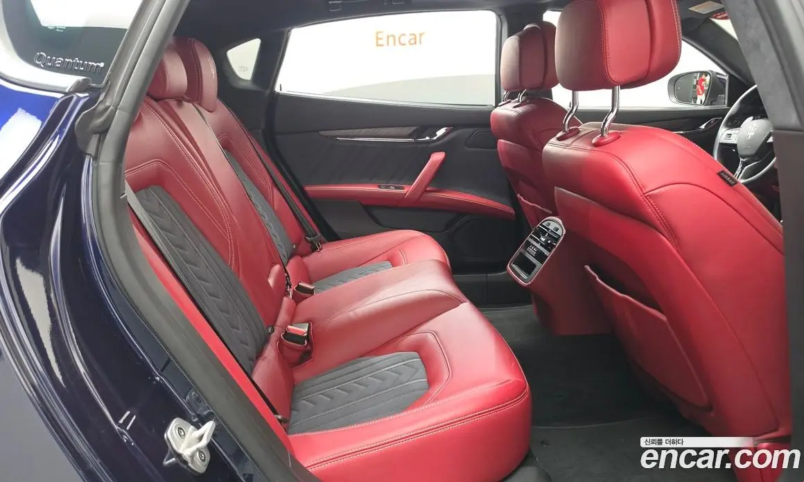 Maserati Quattroporte 2019 3.0 АКПП, фото 17