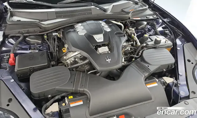 Maserati Quattroporte 2019 3.0 АКПП, миниатюра 6