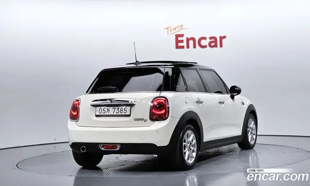 Mini Cooper, 2015, 64 500 км
