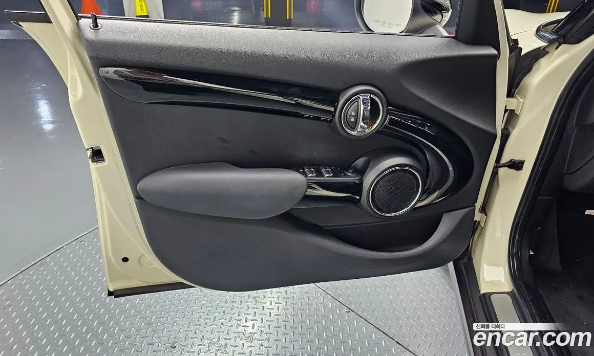 Mini Cooper 2015 1.5 АКПП, фото 13